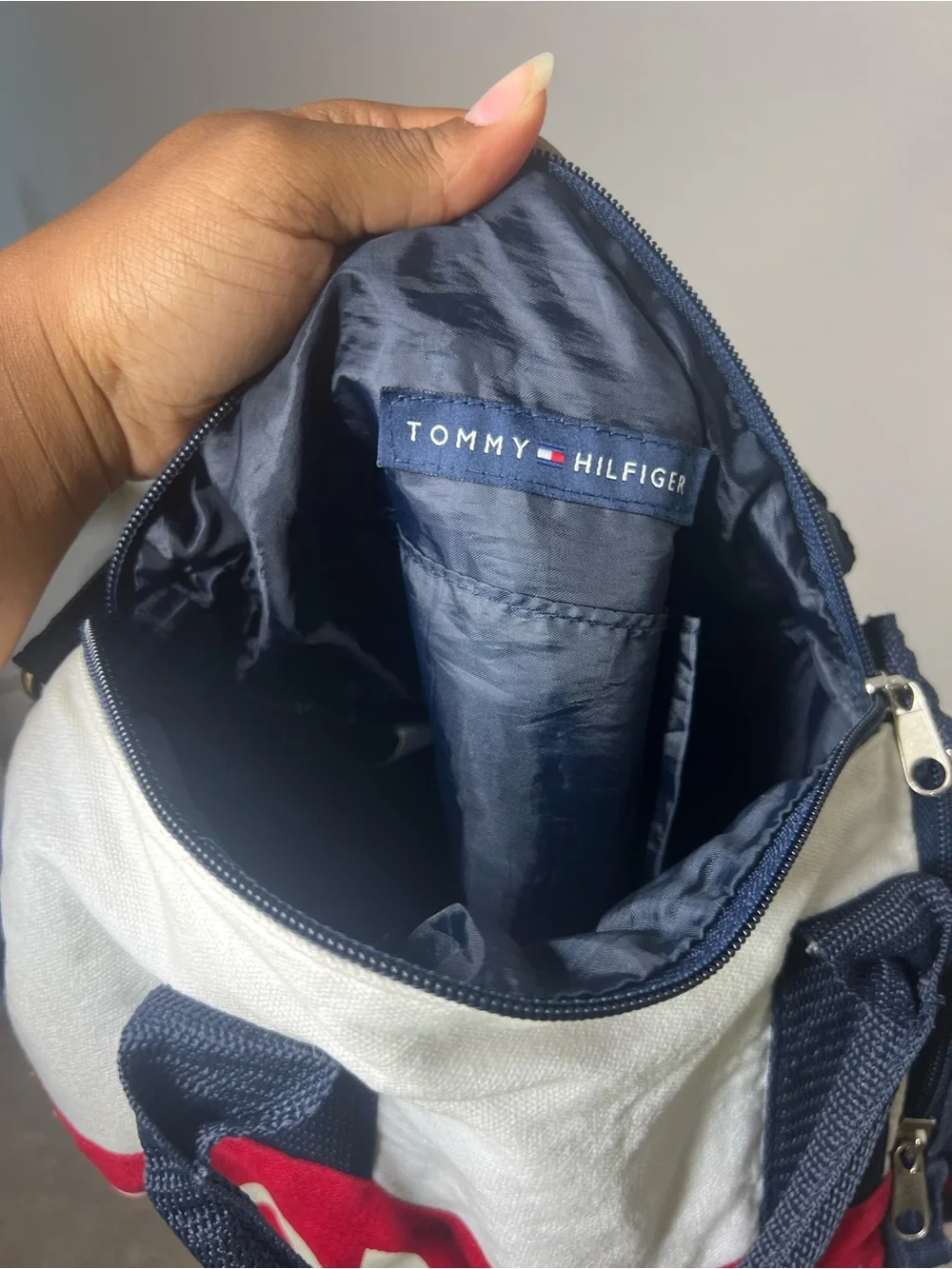 Tommy Hilfiger model purchasing