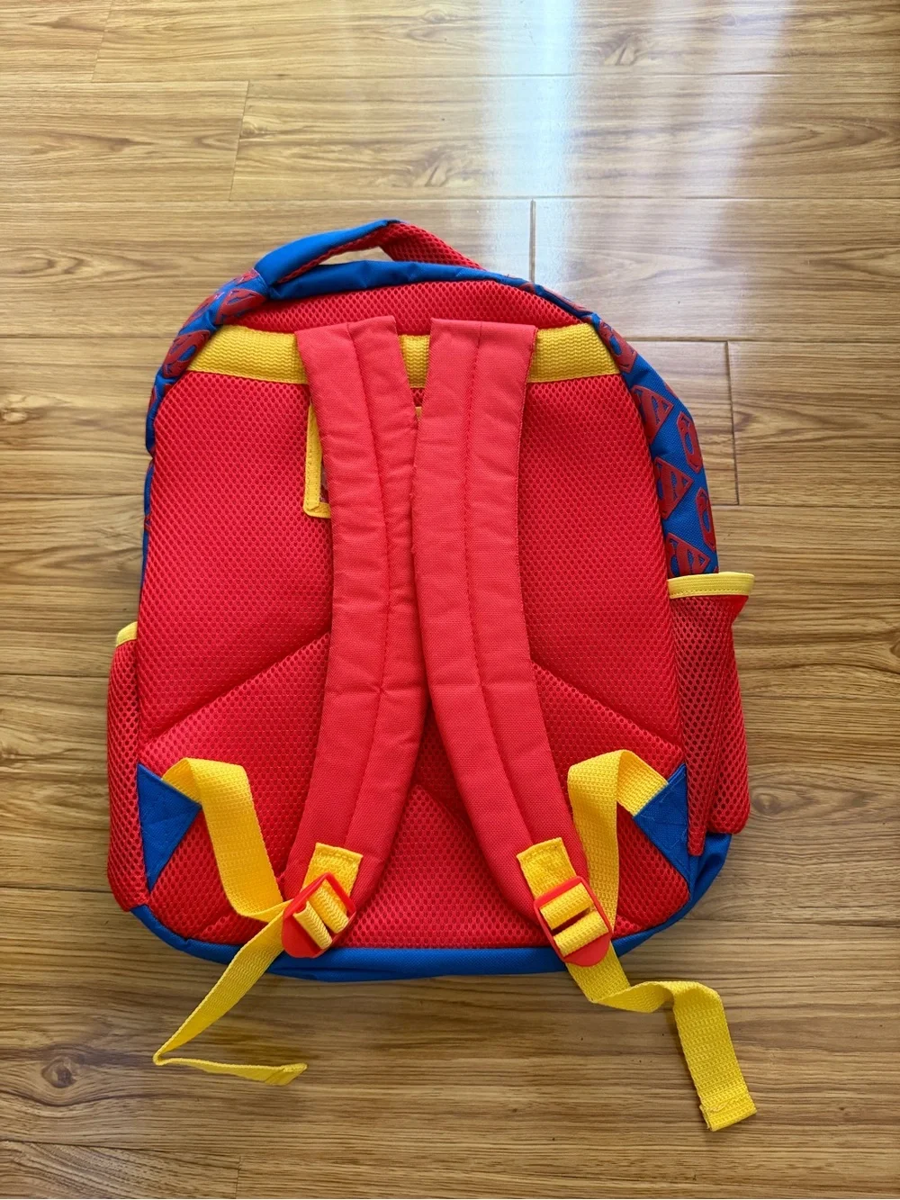 N/A mesh superman