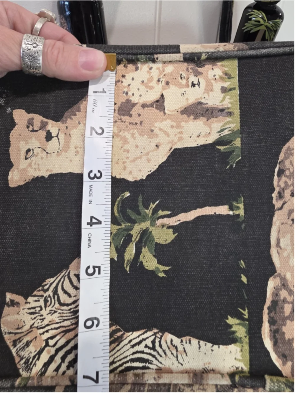 Unbranded unique safari