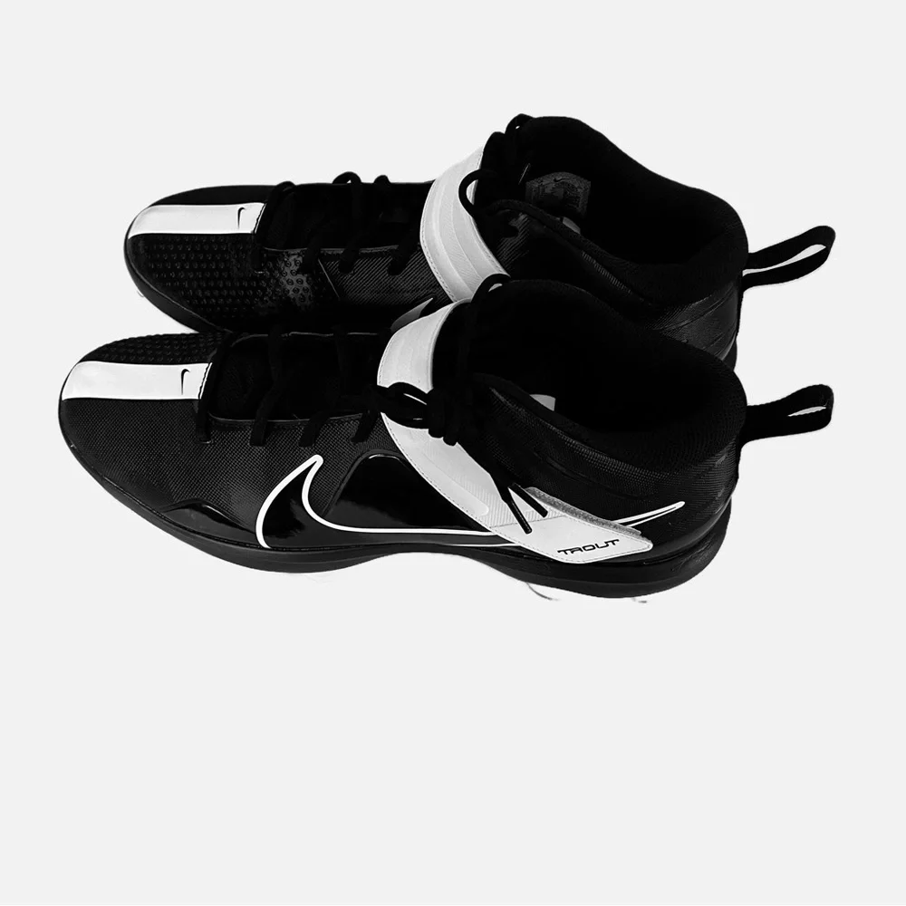Nike ✨new force