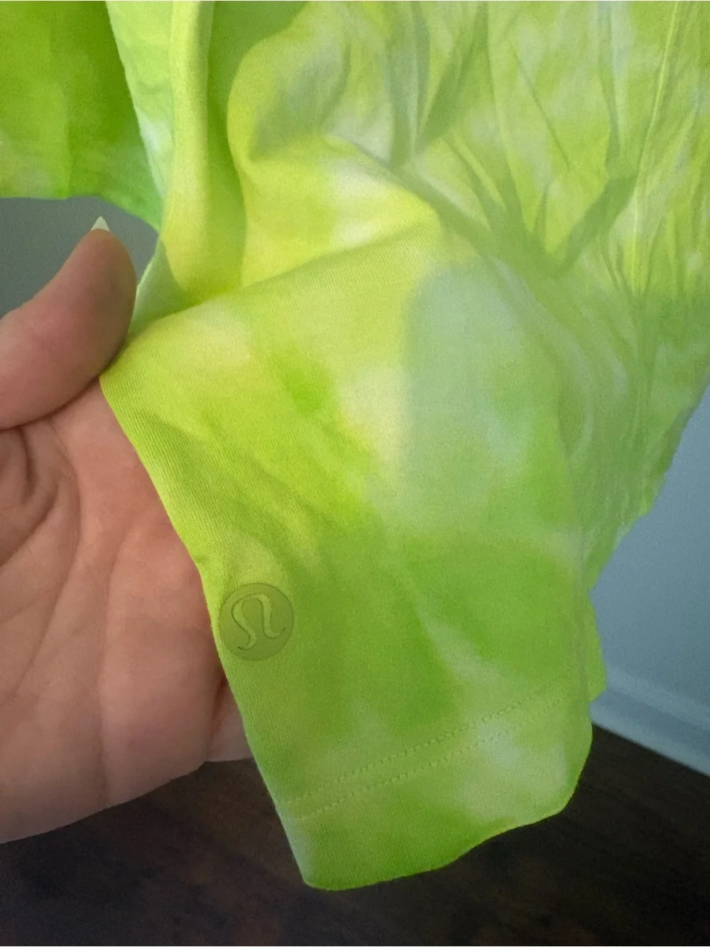 lululemon athletica cropped tie