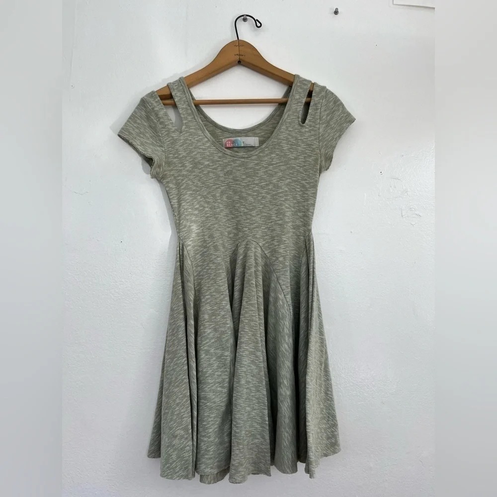 Free People excellent pre