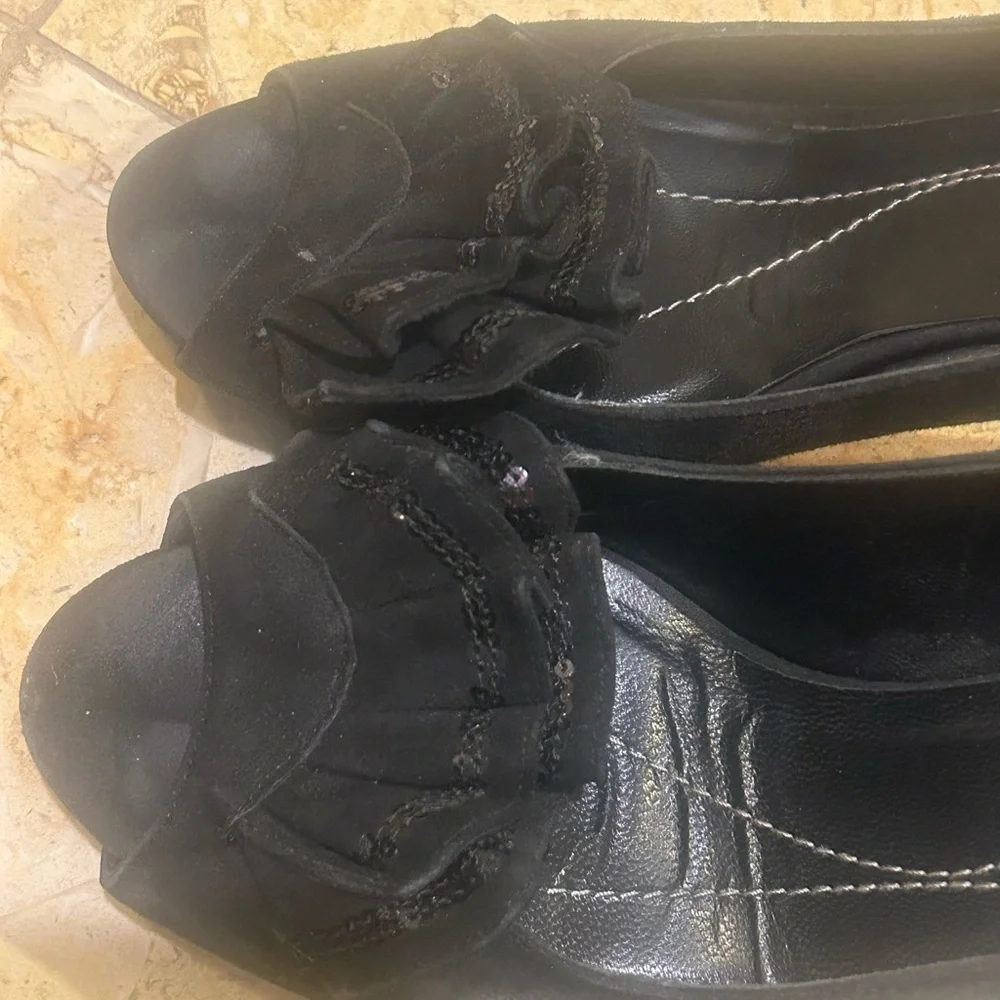 kate spade Black Peep-Toe Heels with Bow Detail Size 10