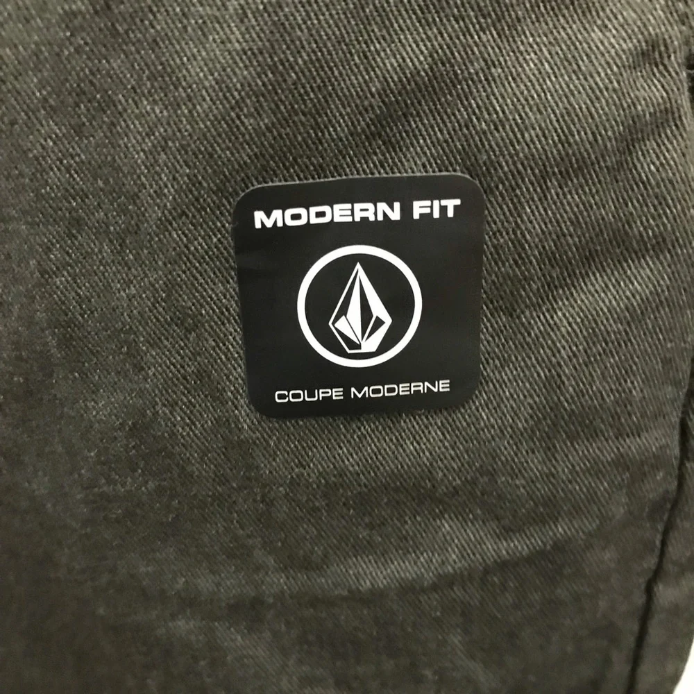 NWT Volcom VMonty Shorts 31 Charcoal Heather Gray Stretch Men’s