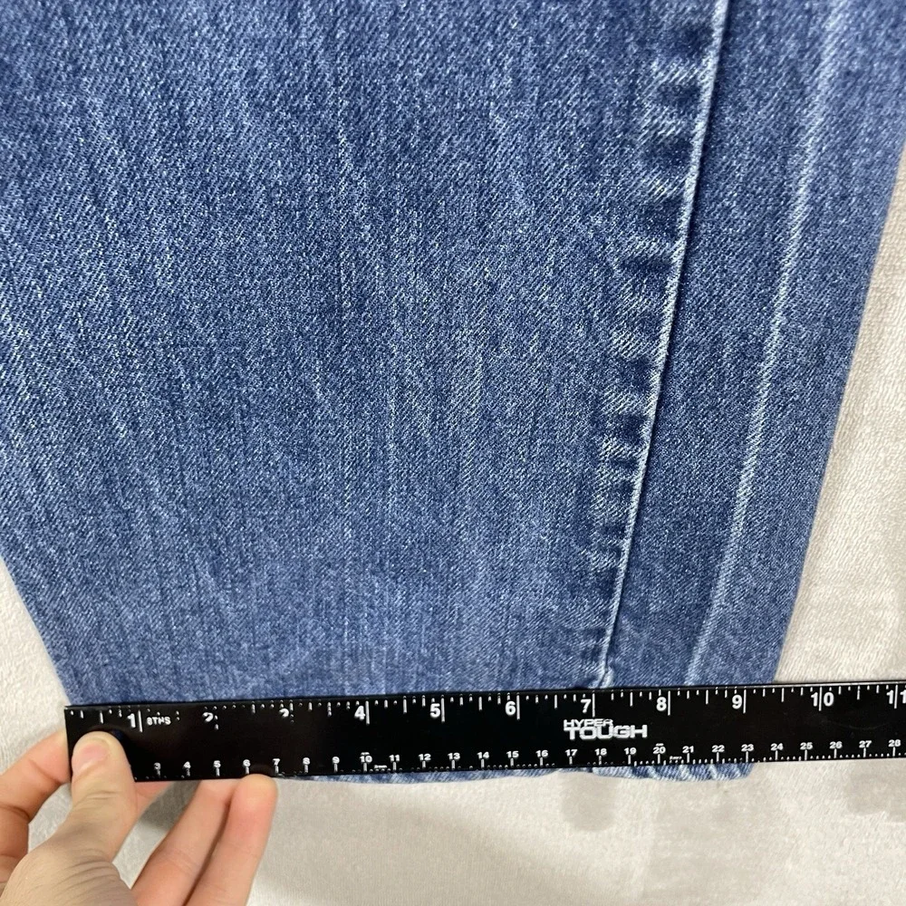 Levi’s item good