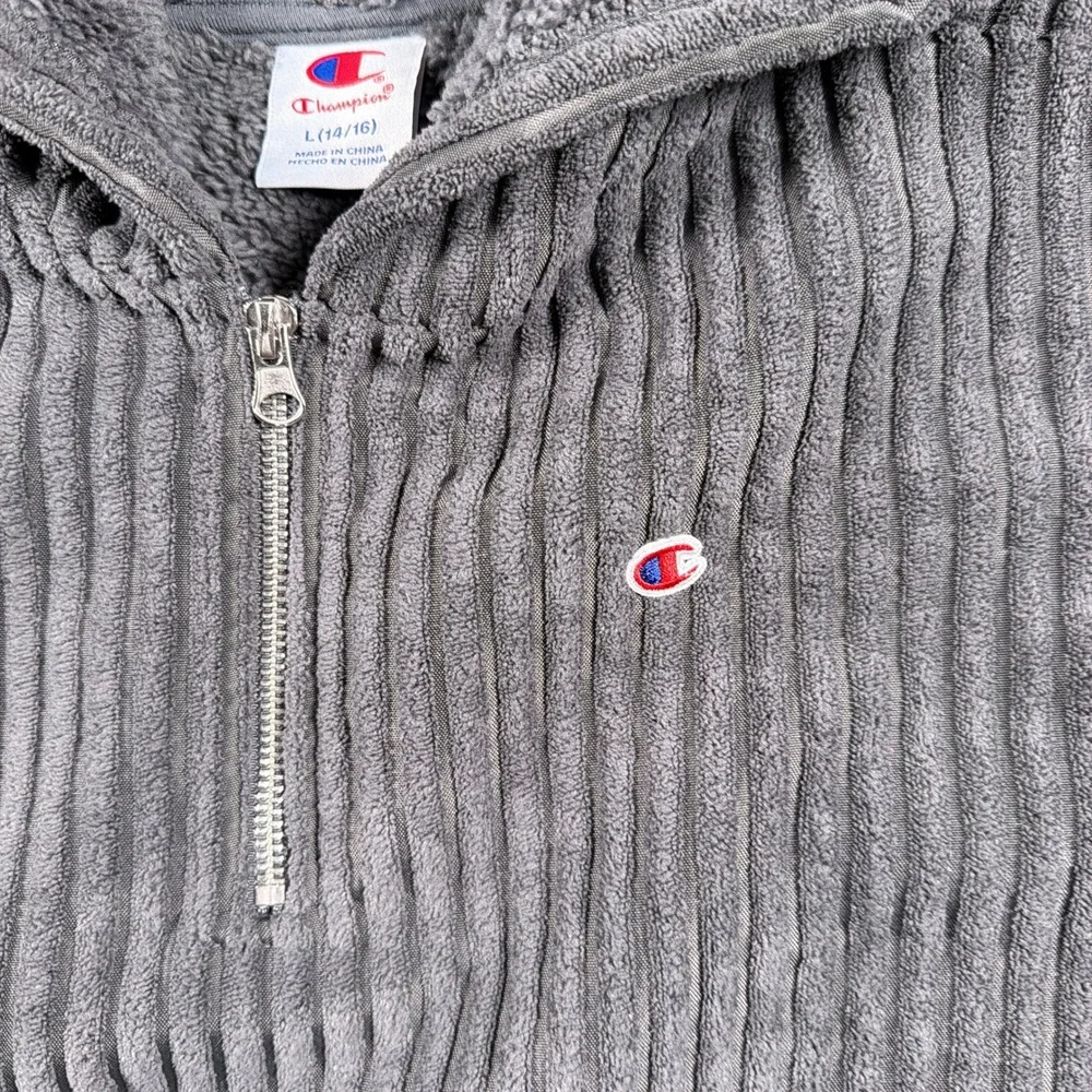 Champion corduroy quarter