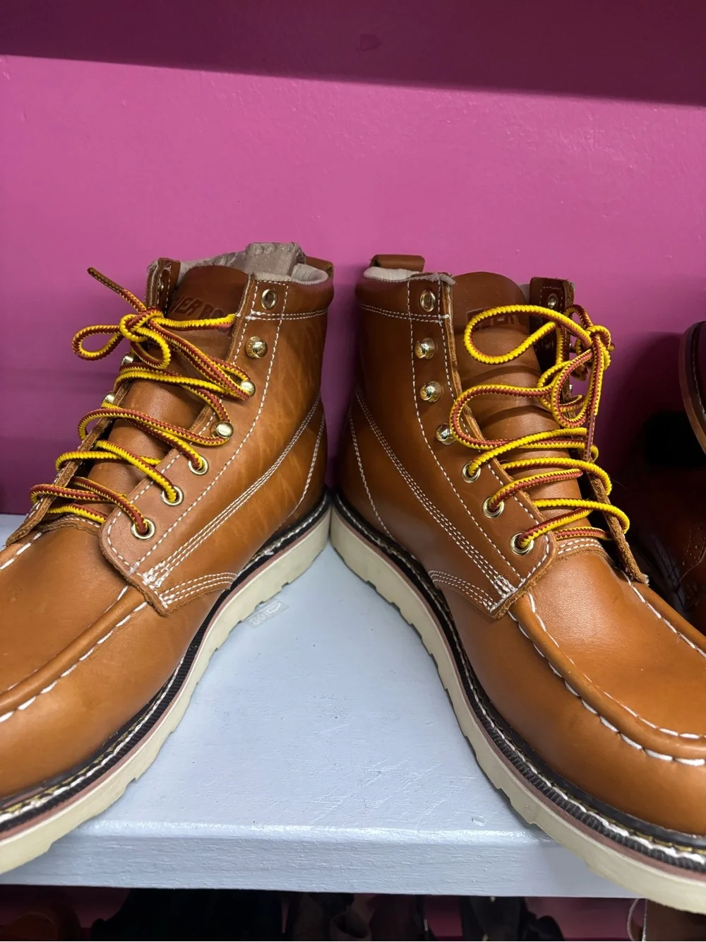 EVERBOOTS tan leather