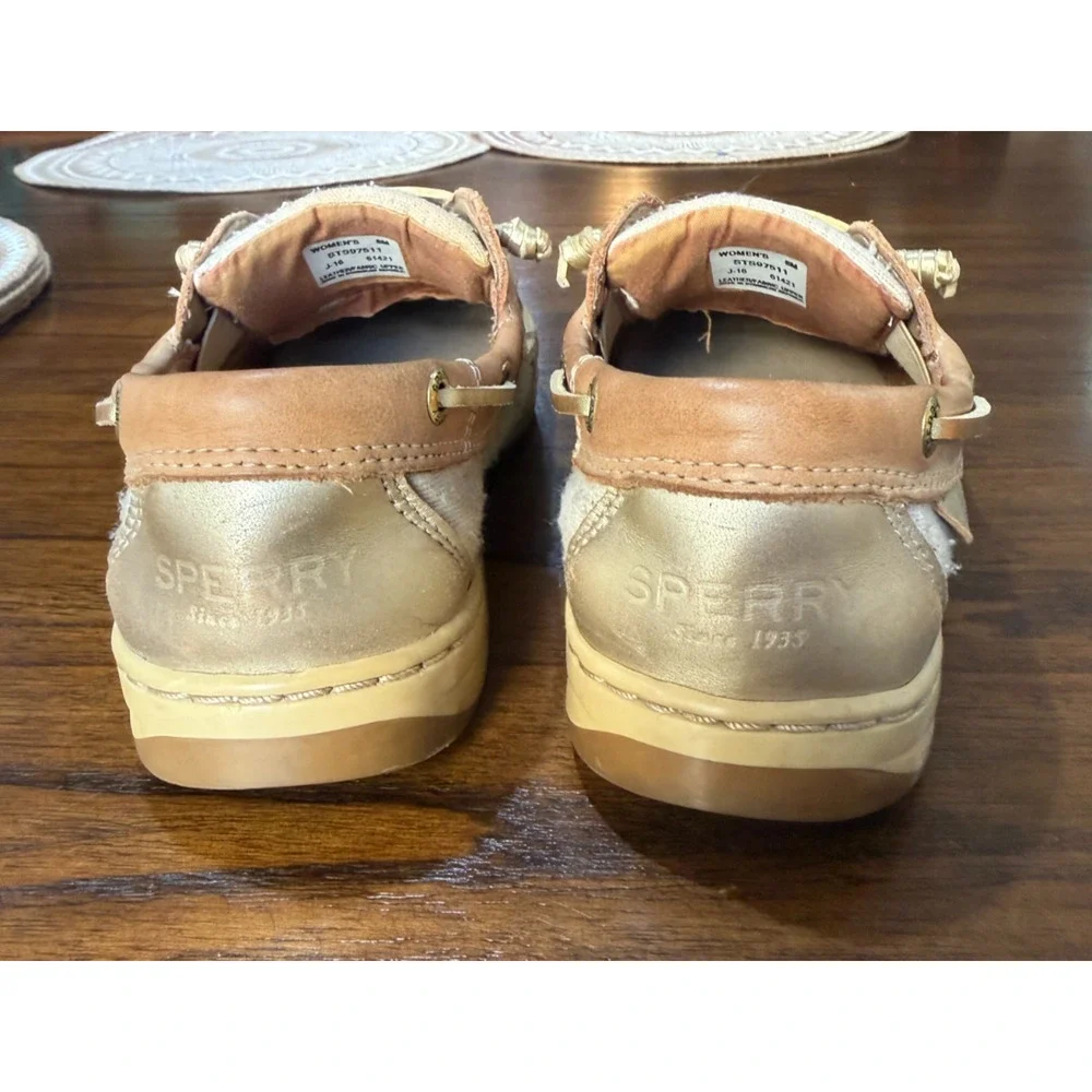Sperry women top