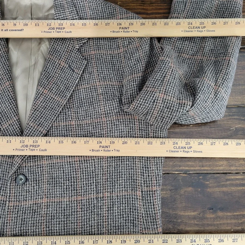 Hunt Club Men's Sport Coat Blazer Three Button Tweed Brown Plaid Wool Size 44L‎
