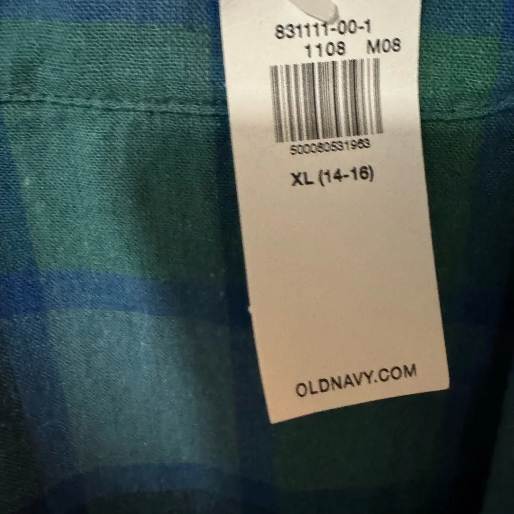 Old Navy casual button