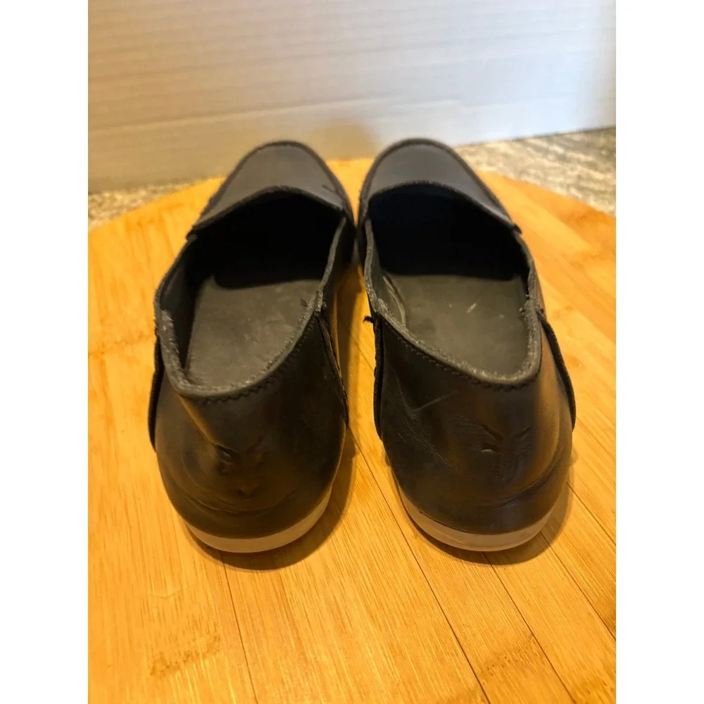 Frye black leather