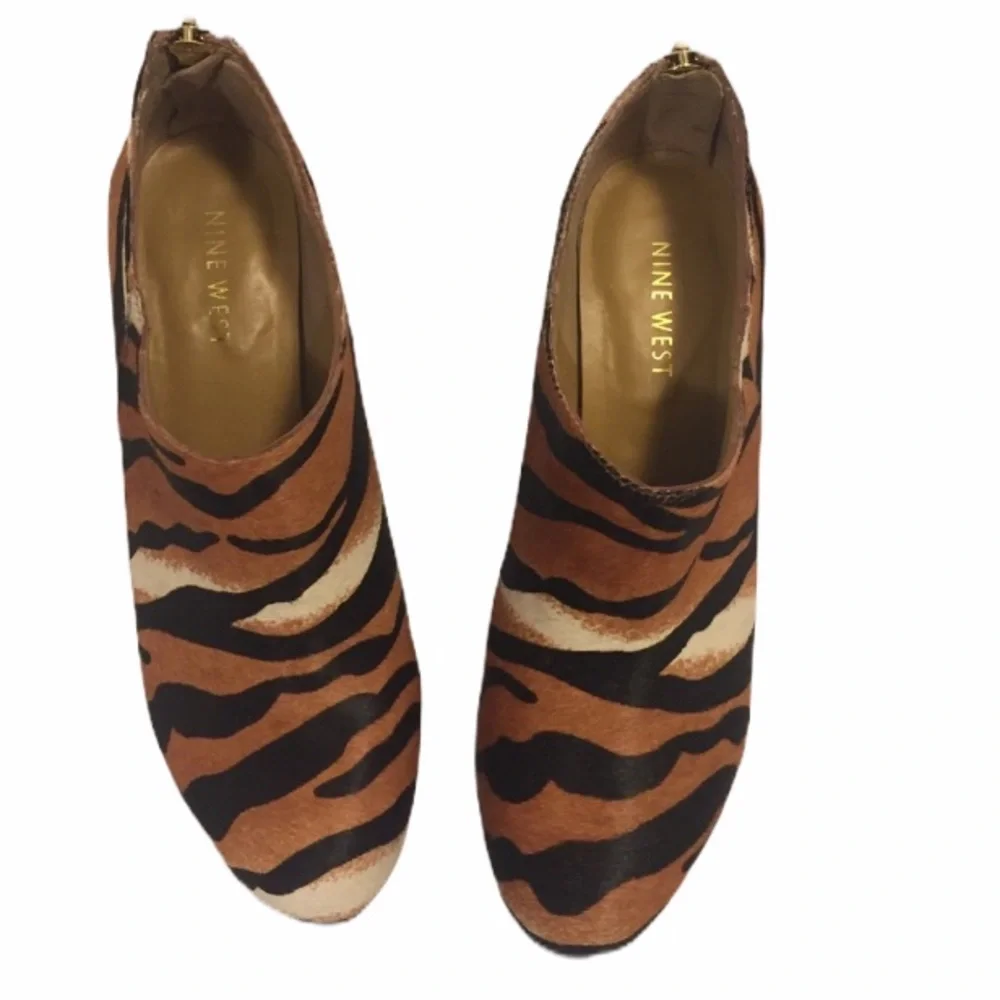 NINE WEST Animal Print Ankle Booties Haywire Tiger Heels Pony Hair Stiletto sz 6