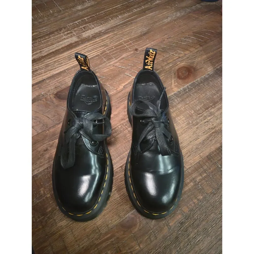 Dr. Martens selling gorgeous