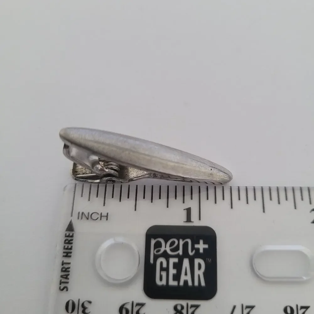 Unbranded this silver