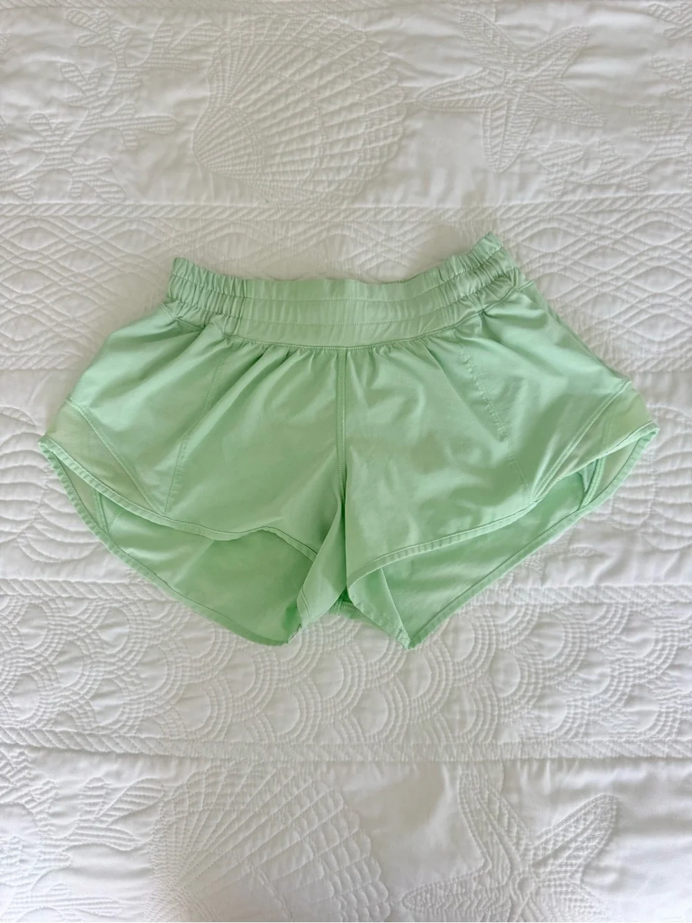 Lululemon Hotty Hot 2.5” Shorts