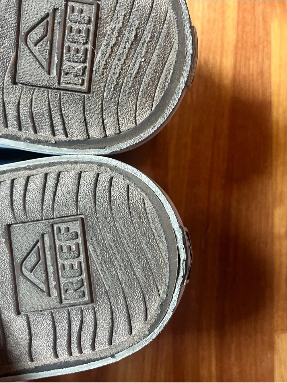 Reef casual navy