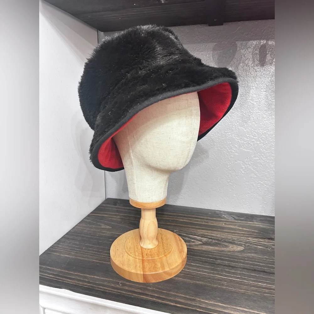 Reversible Faux Fur Bucket Hat Black Red‎ Winter Cloche Hat OS