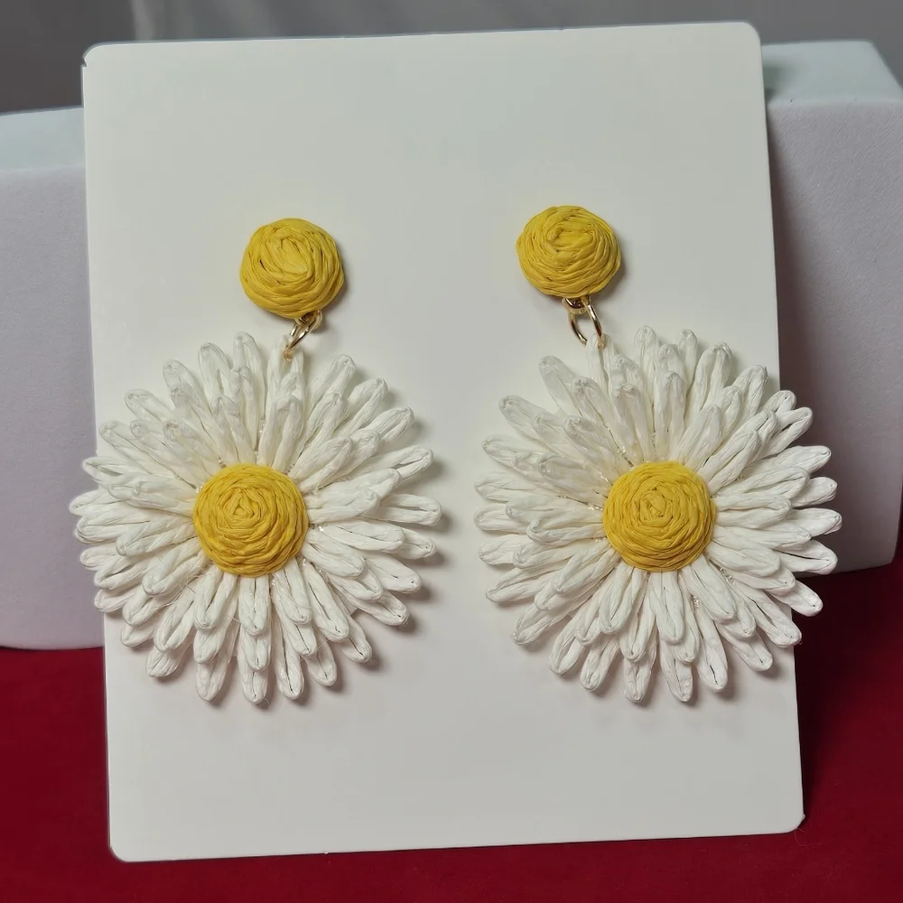 Boutique bloom boldly