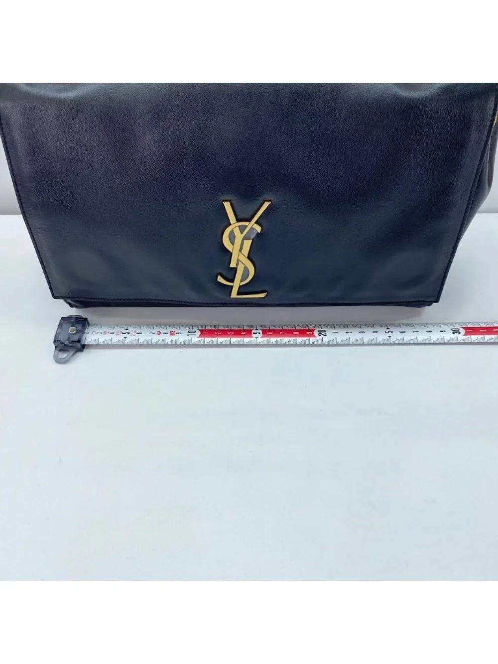 Yves Saint Laurent purposes dirt authentic