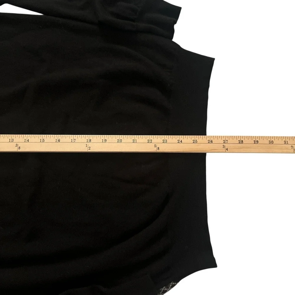 Tuttle vtg neck