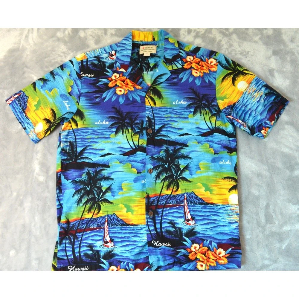 Royal Hawaiian Creations Aloha Tropical Shirt‎ Men's Medium Palm Trees Catamaran