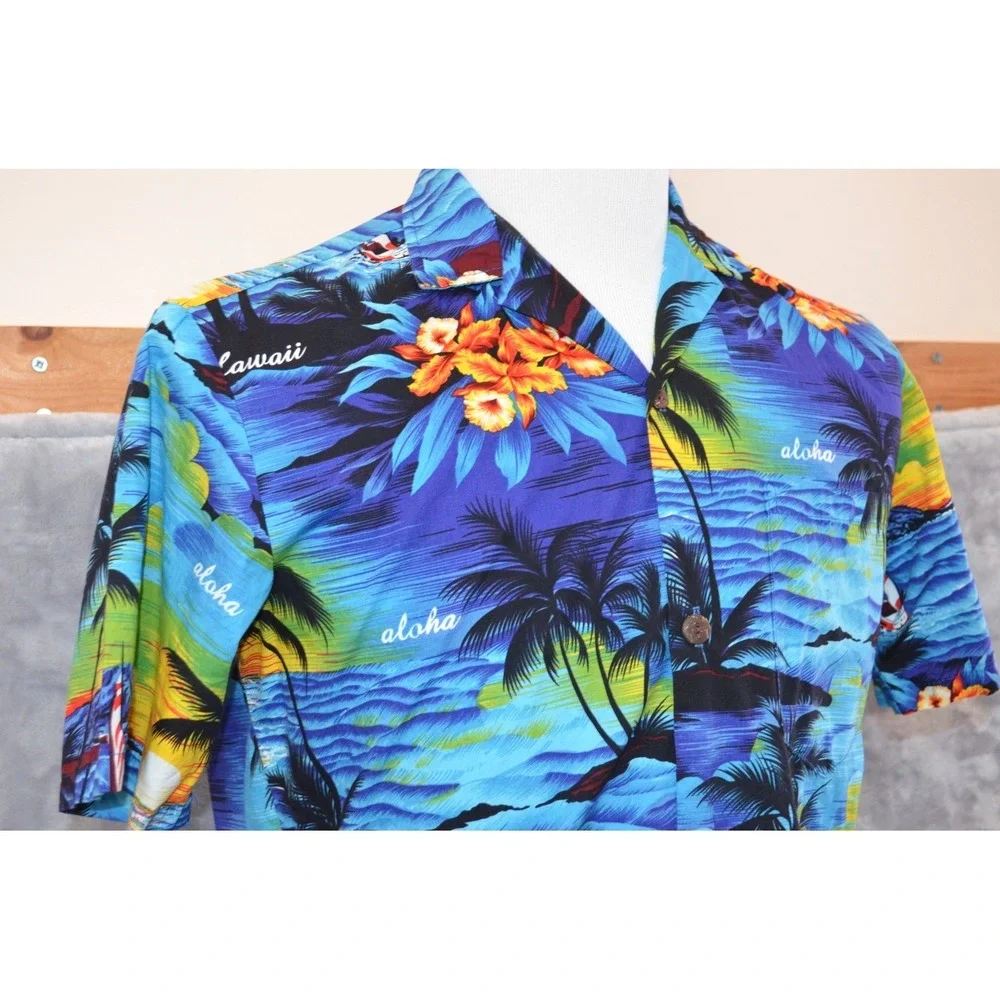 Royal Hawaiian Creations men vintage
