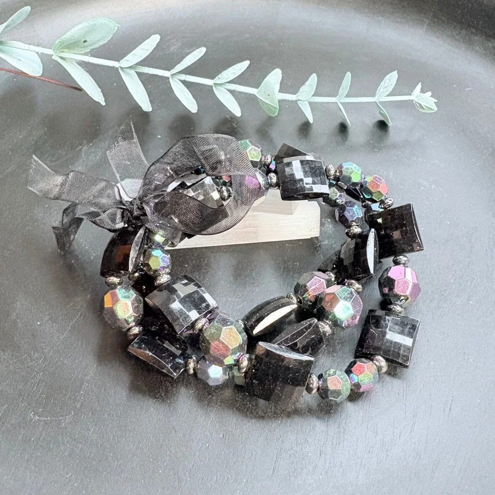 Black Acrylic Beaded Bracelet Set | ‎ Stretch | Iridescent Gothic Boho Stack
