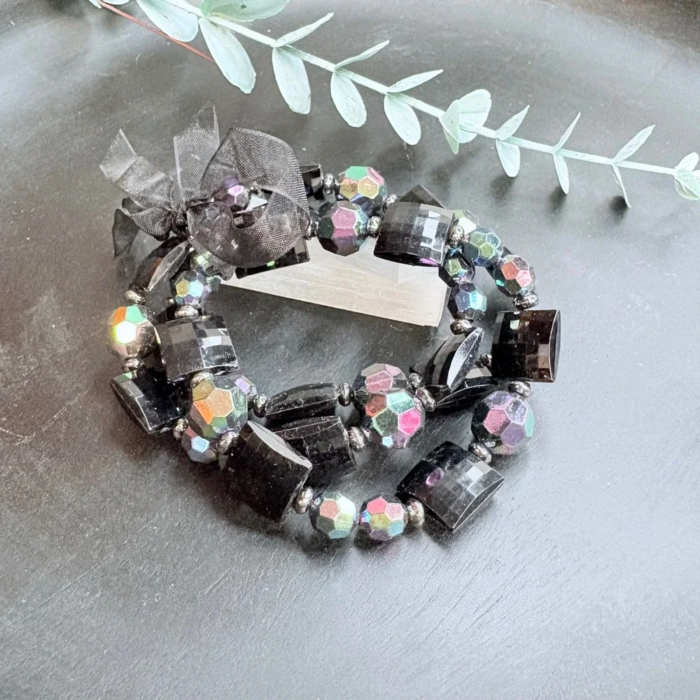 N/A flashes jewelry dry