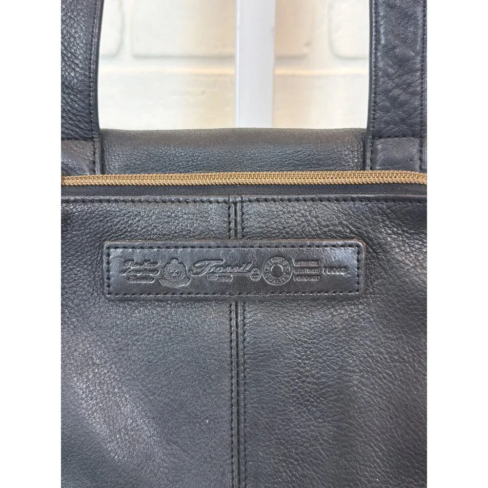 Fossil pebbled leather