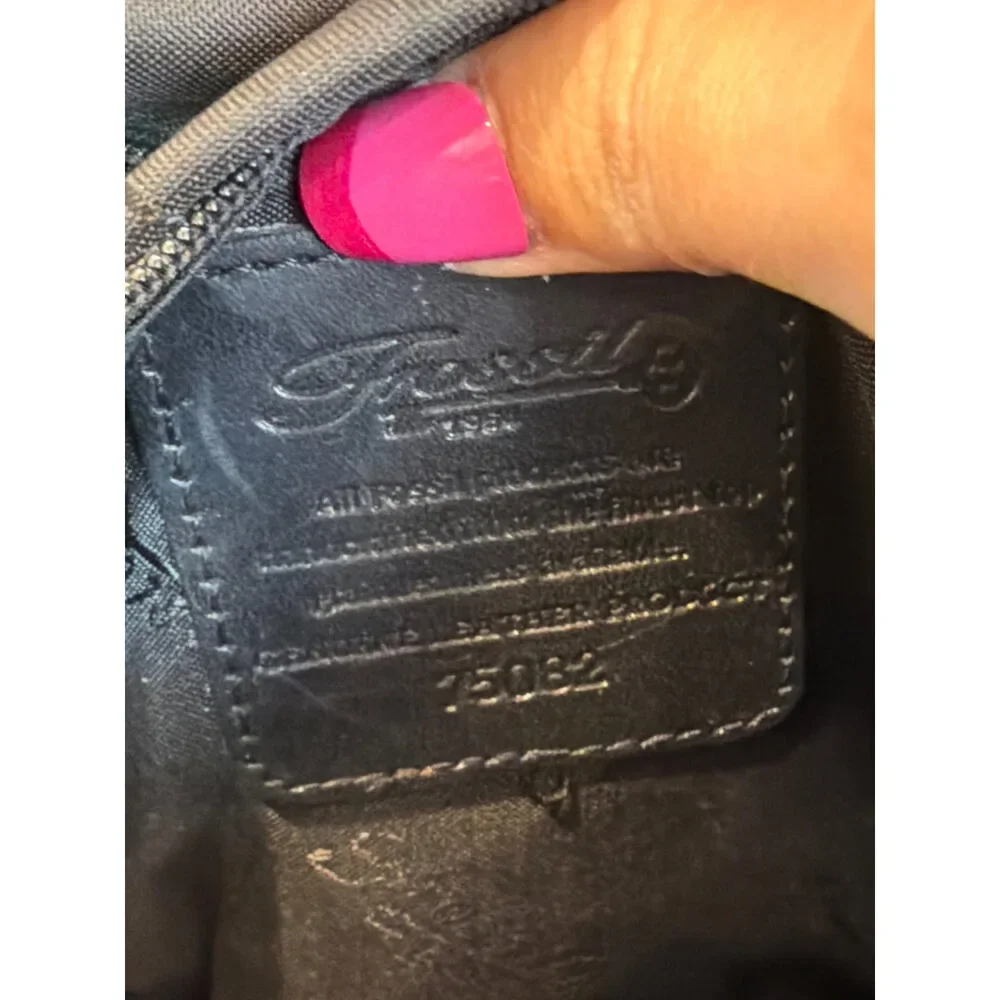 Fossil pebbled leather