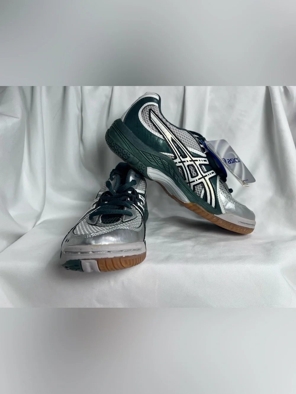 ASICS Womens GEL-1130V Sneakers in Dark Green, GEL Technology.