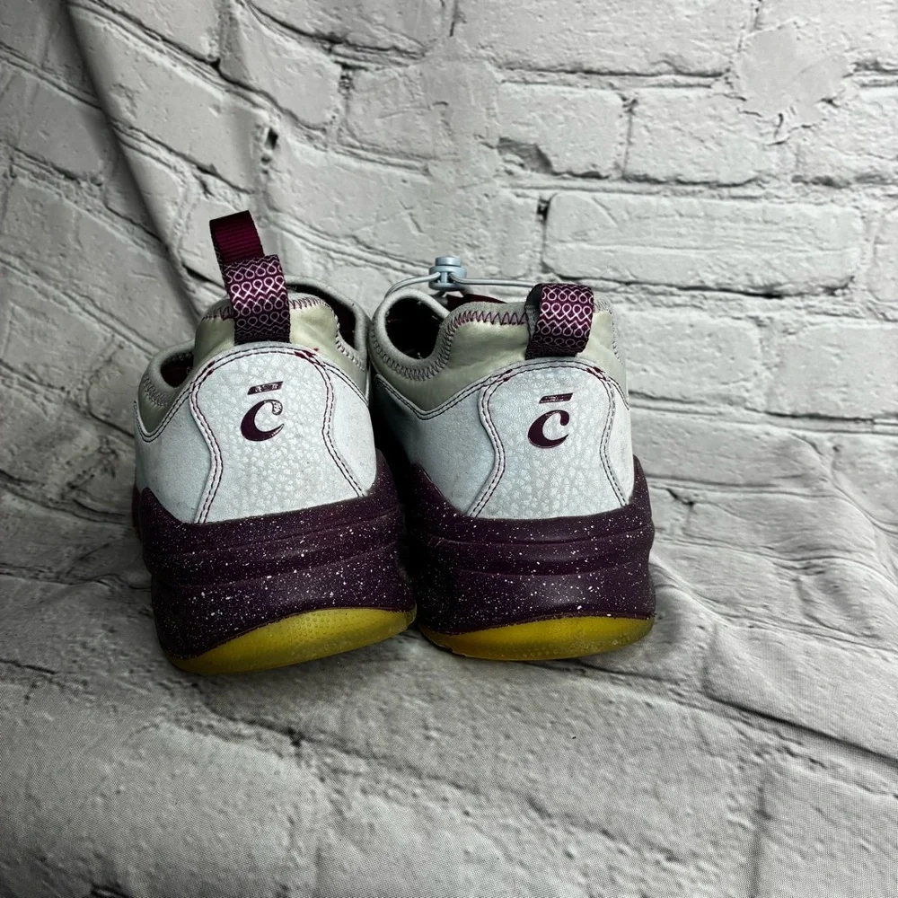 Clove Shoes Plum Amethyst Classic Healthcare Nursing Sneaker Sz US 9 Limited HTF
