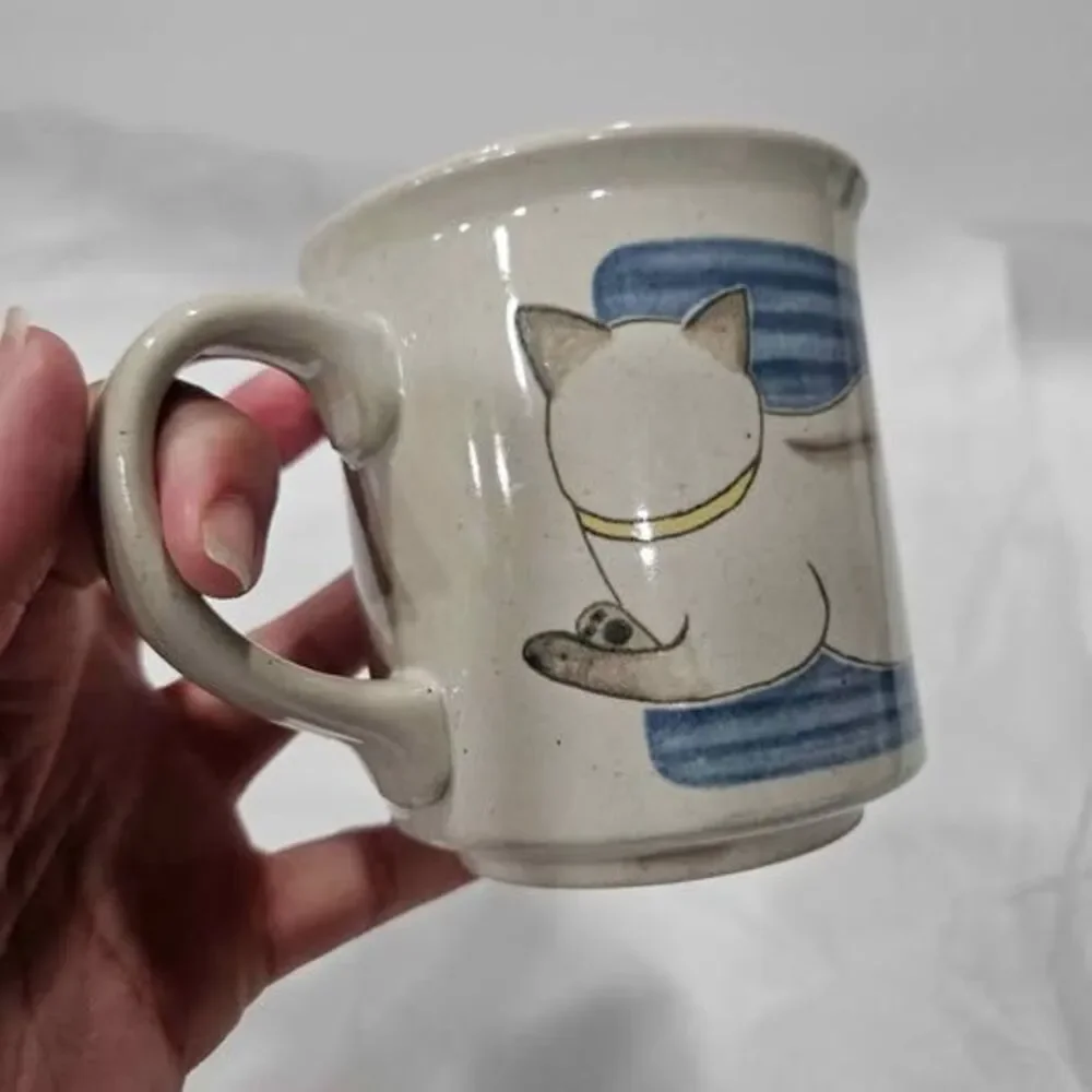 Cute Siamese cat mug