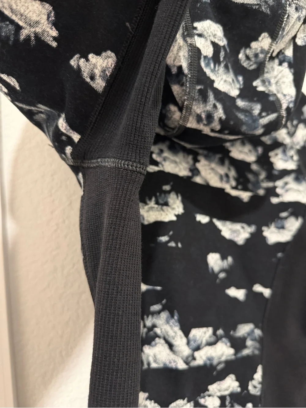 lululemon athletica stylish black