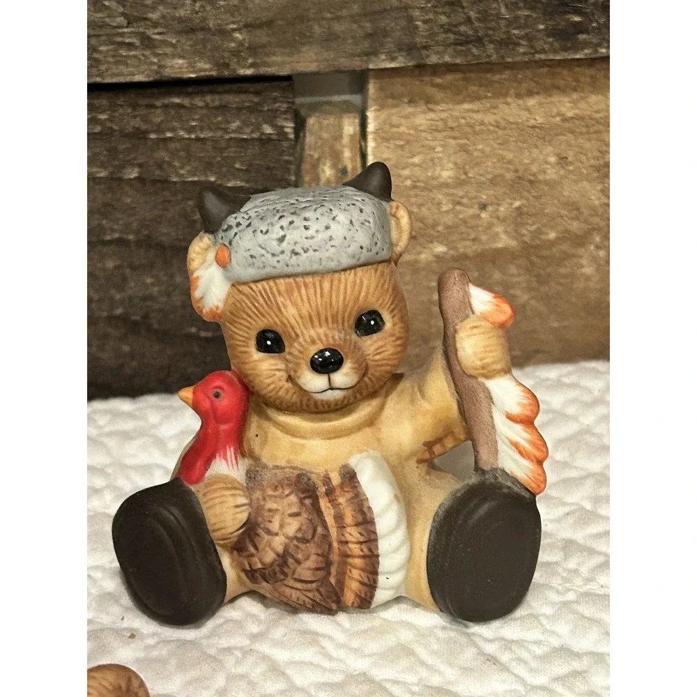 Homco Thanksgiving Bear Lot Of 3‎ Porcelain Figurines Turkey Hunter Corn Fish
