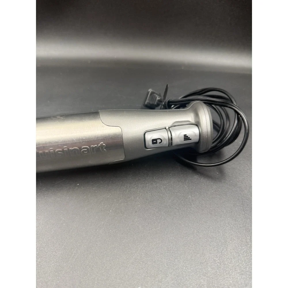 Cuisinart lock button