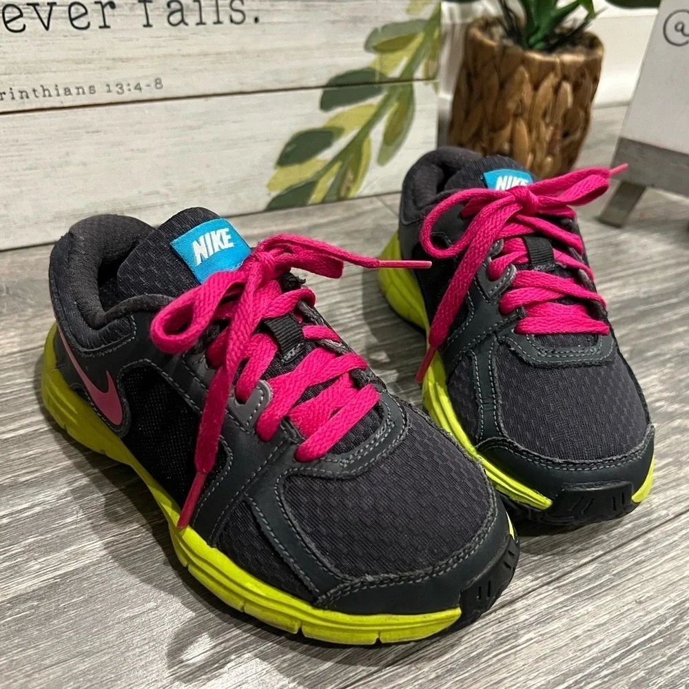 Nike shipping 🫶🏼 confidence