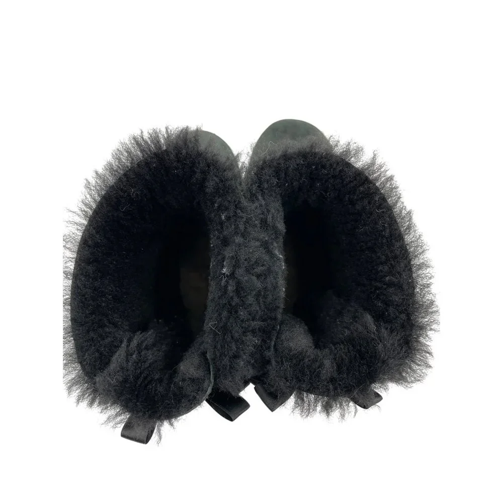 UGG stylish durable