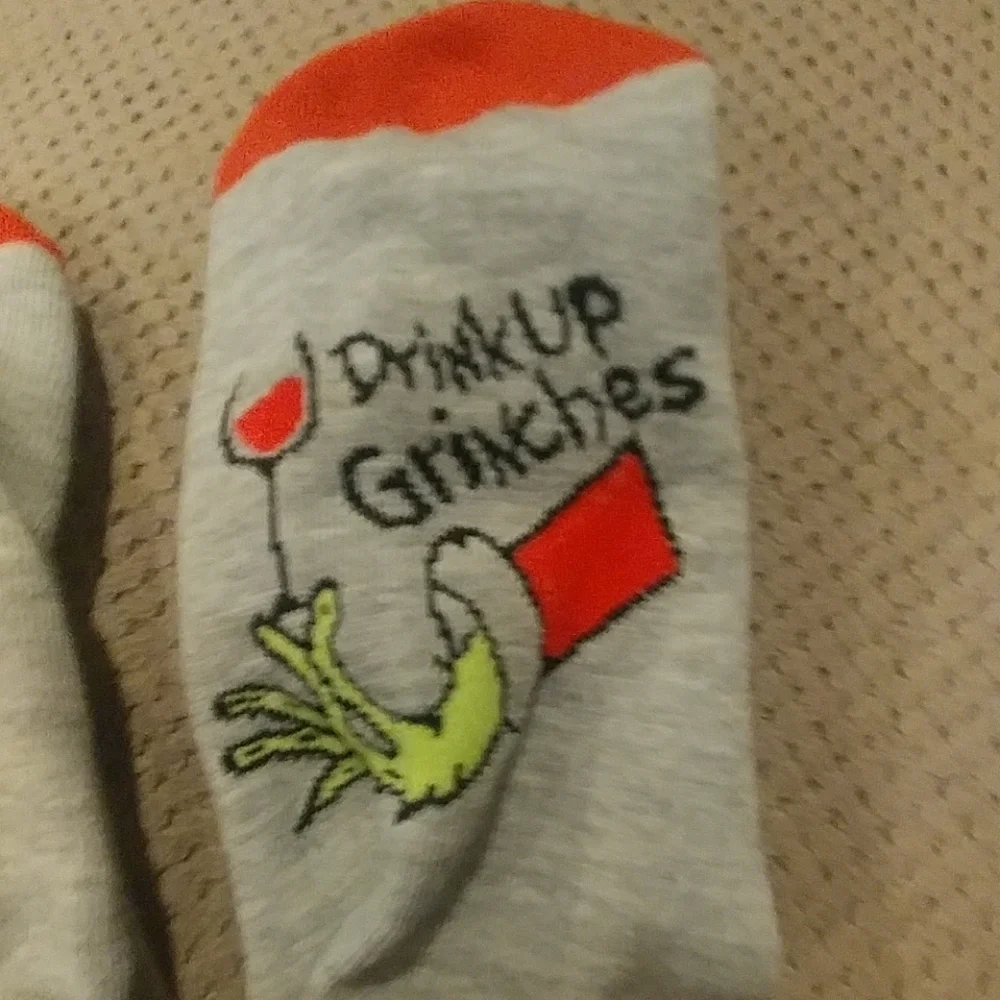 ❤️10/$40 New Grinch socks christmas