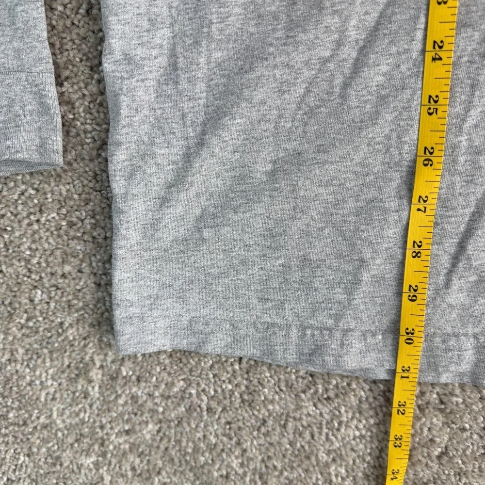 Carhartt logo shirt