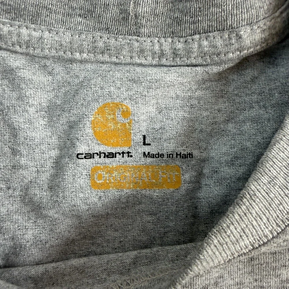 Carhartt logo shirt