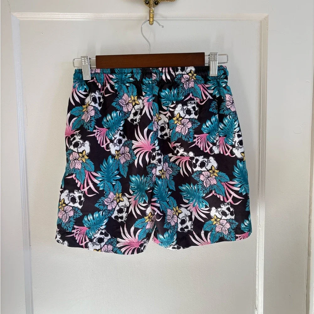 WXYZ Black Tropical Skull Swim Shorts‎ Unlined Pink & Teal Floral M(10)