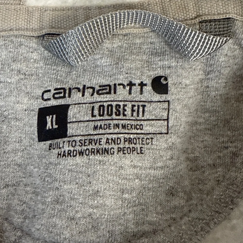 Carhartt loose fit