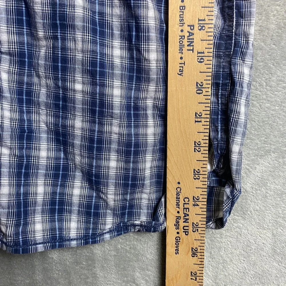 Levis this neckline blue