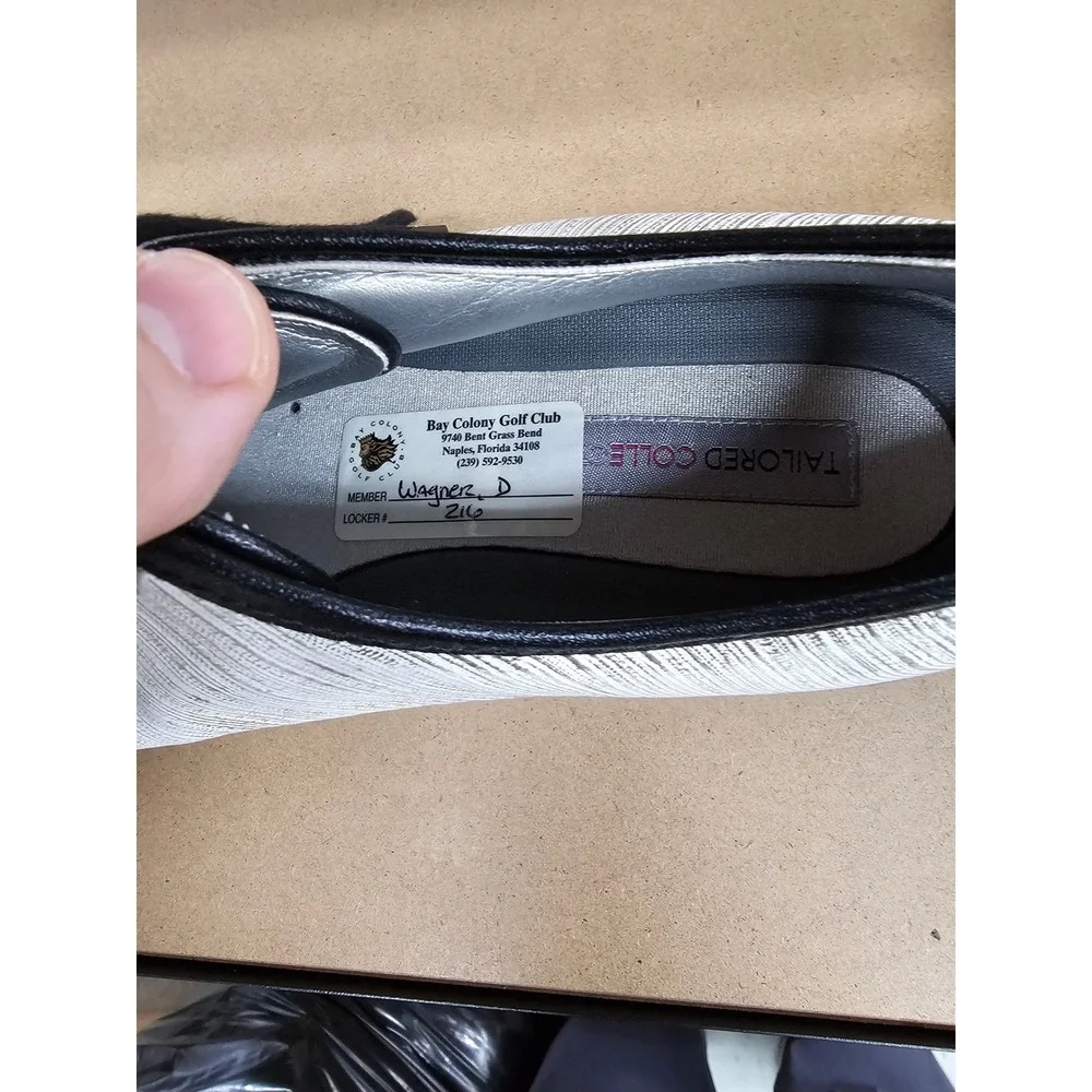 FootJoy Women's size 7 Tailored‎ Collection golf shoes white & silvery color