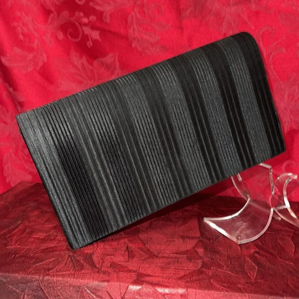 La Regale lovely la