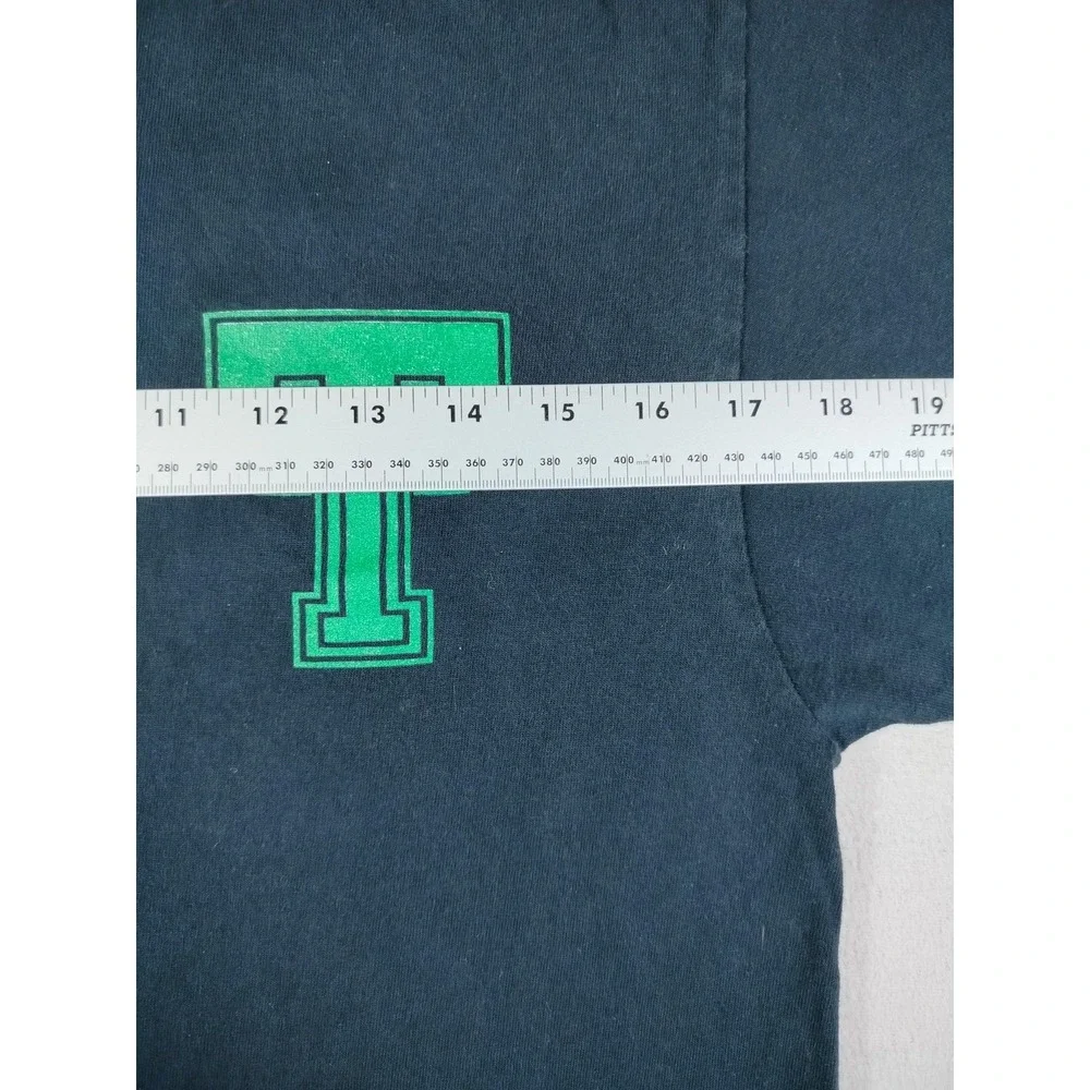 Port and Company preowned shirt