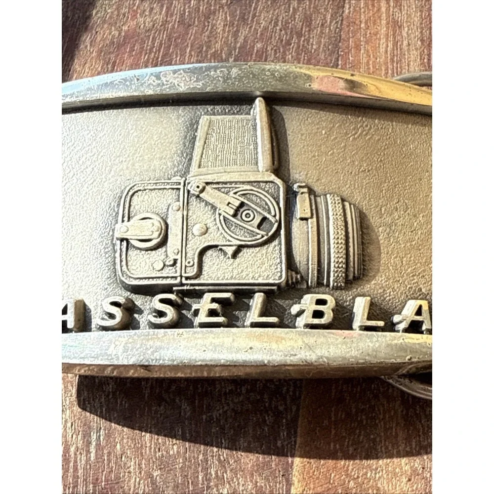 Jostens weight buckle