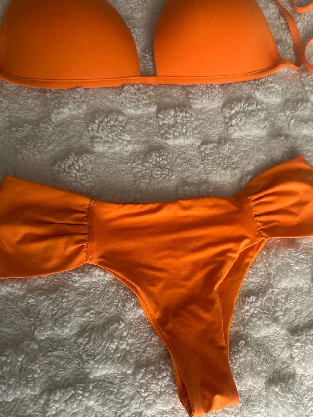 Calzedonia small both