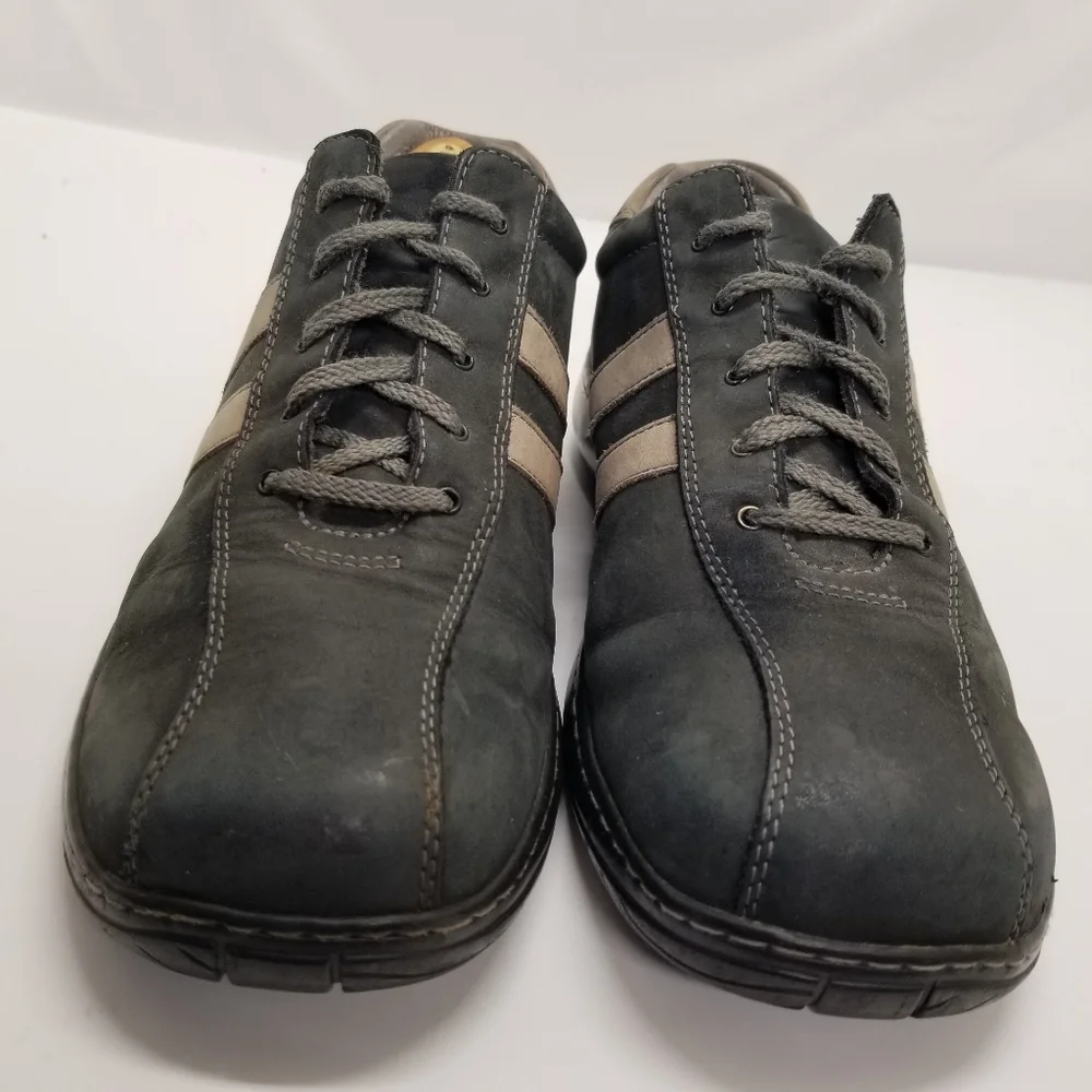 Skechers sketchers critics